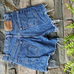 Levi's  Vtg  554 cut off  jean  shorts